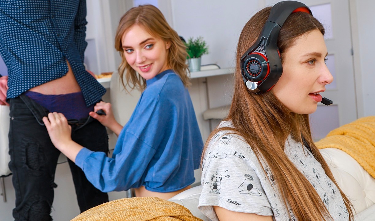 Украинка-красотка украла парня сестры и оттрахала тайком: жаркий запретный секс!