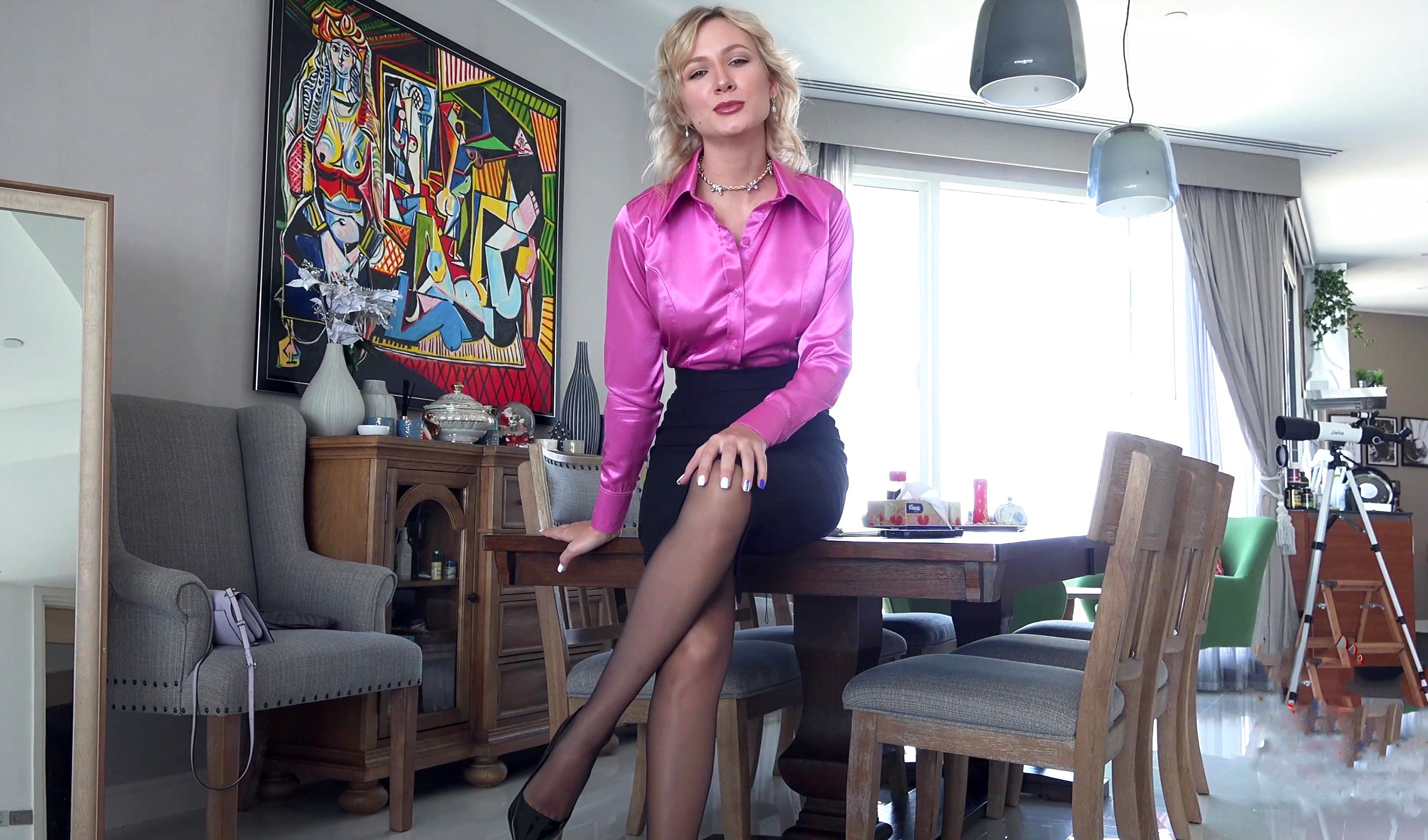 Мама друга стонет: «Трахни меня жёстко, забудь о дружбе!»