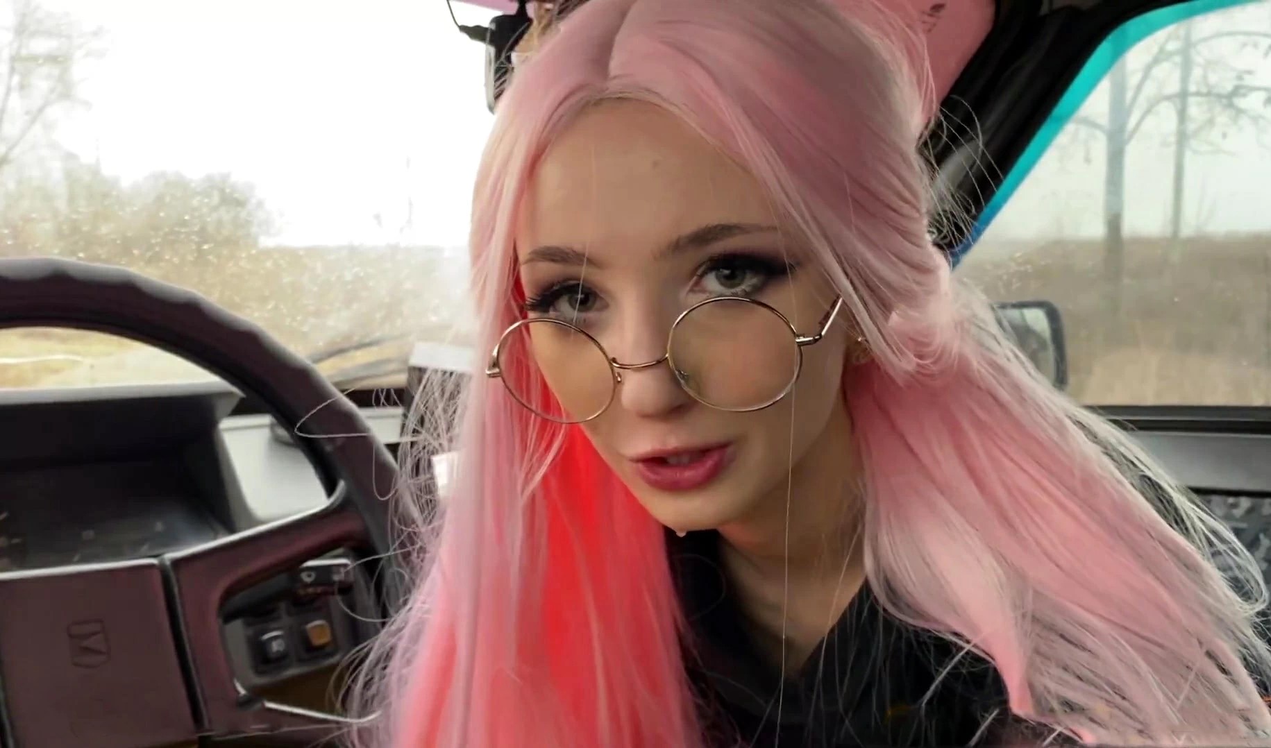 Русская парочка рвет жопу на природе: первый жесткий анал за городом!