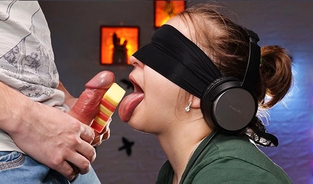 Сестра не узнала брата и жадно отсосала его член до спермы! Табу минет