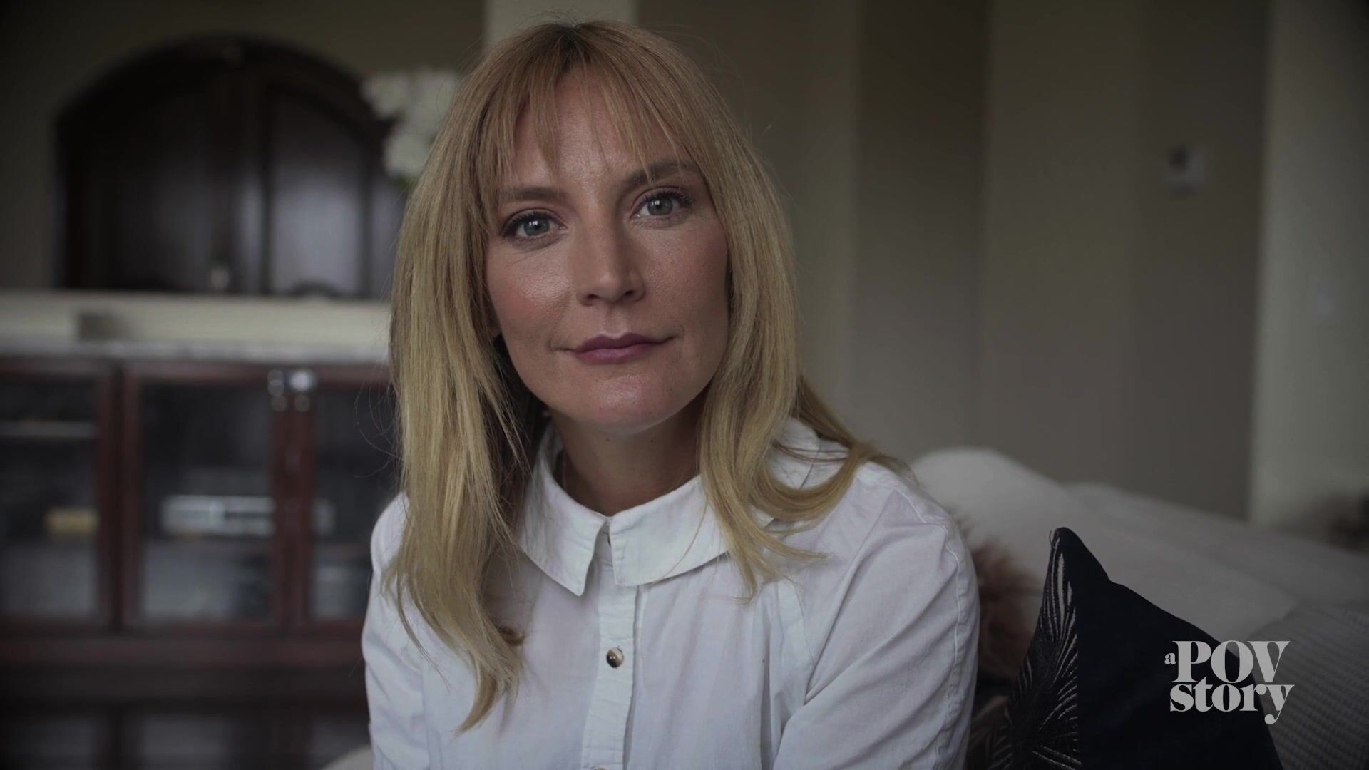 Кончи в горячую мамку, чтоб выебать дочь! Русское порно с озвучкой