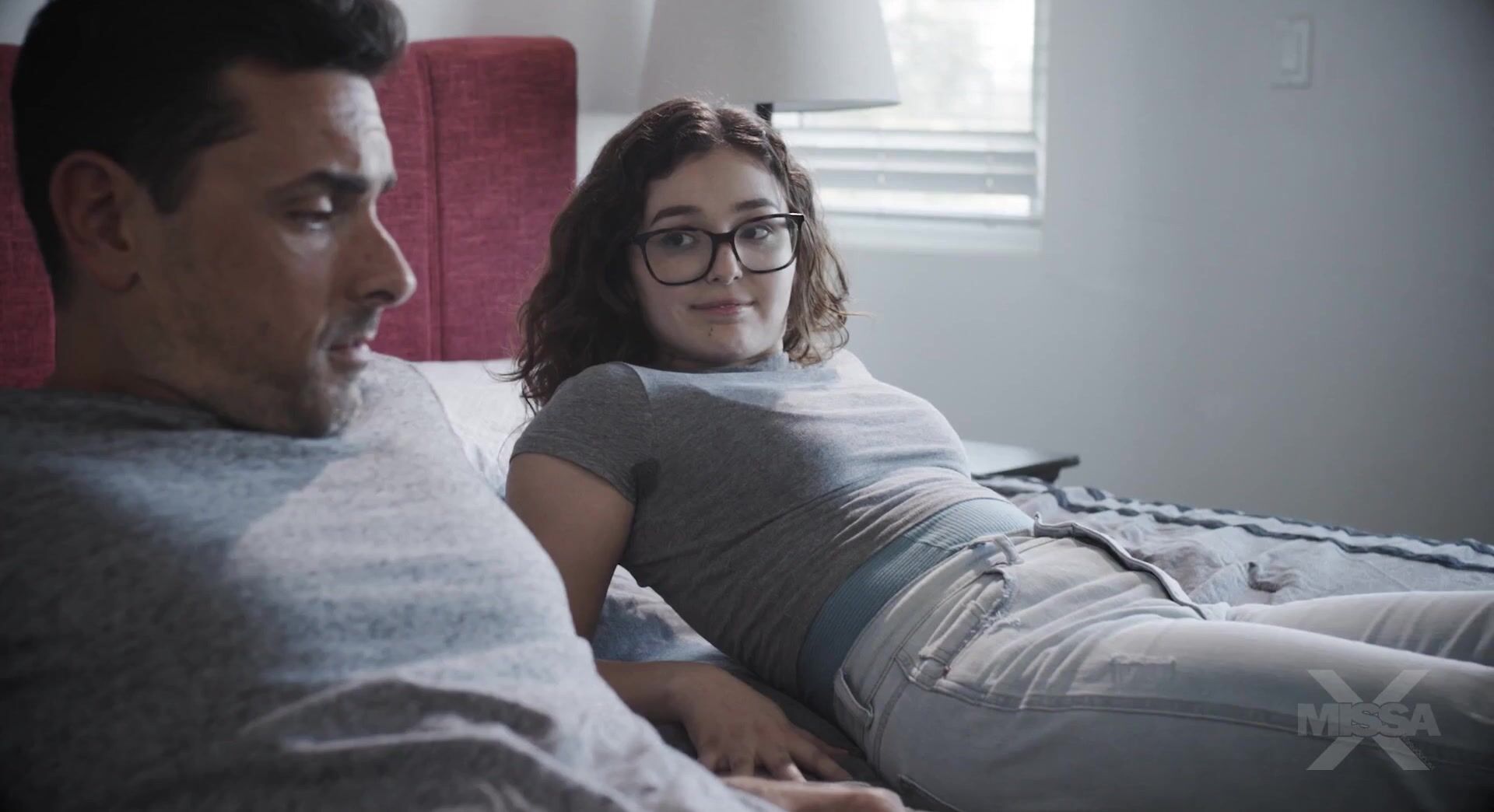 Дочь просит папу: "Отымай мою девственницу! Мамы нет!" Инцест с русской озвучкой