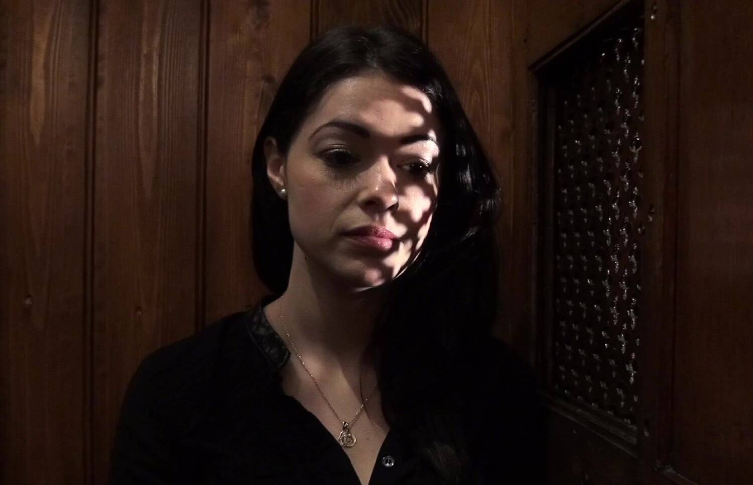 Батюшка, еби мою пизду хуем жестче! Горячая исповедь с русской озвучкой